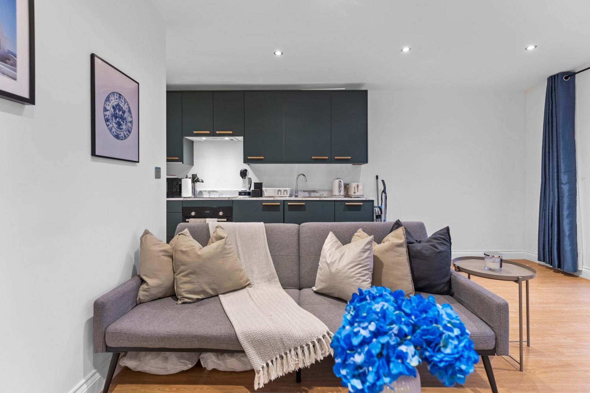 Modern Apartments London With Free Wifi Экстерьер фото
