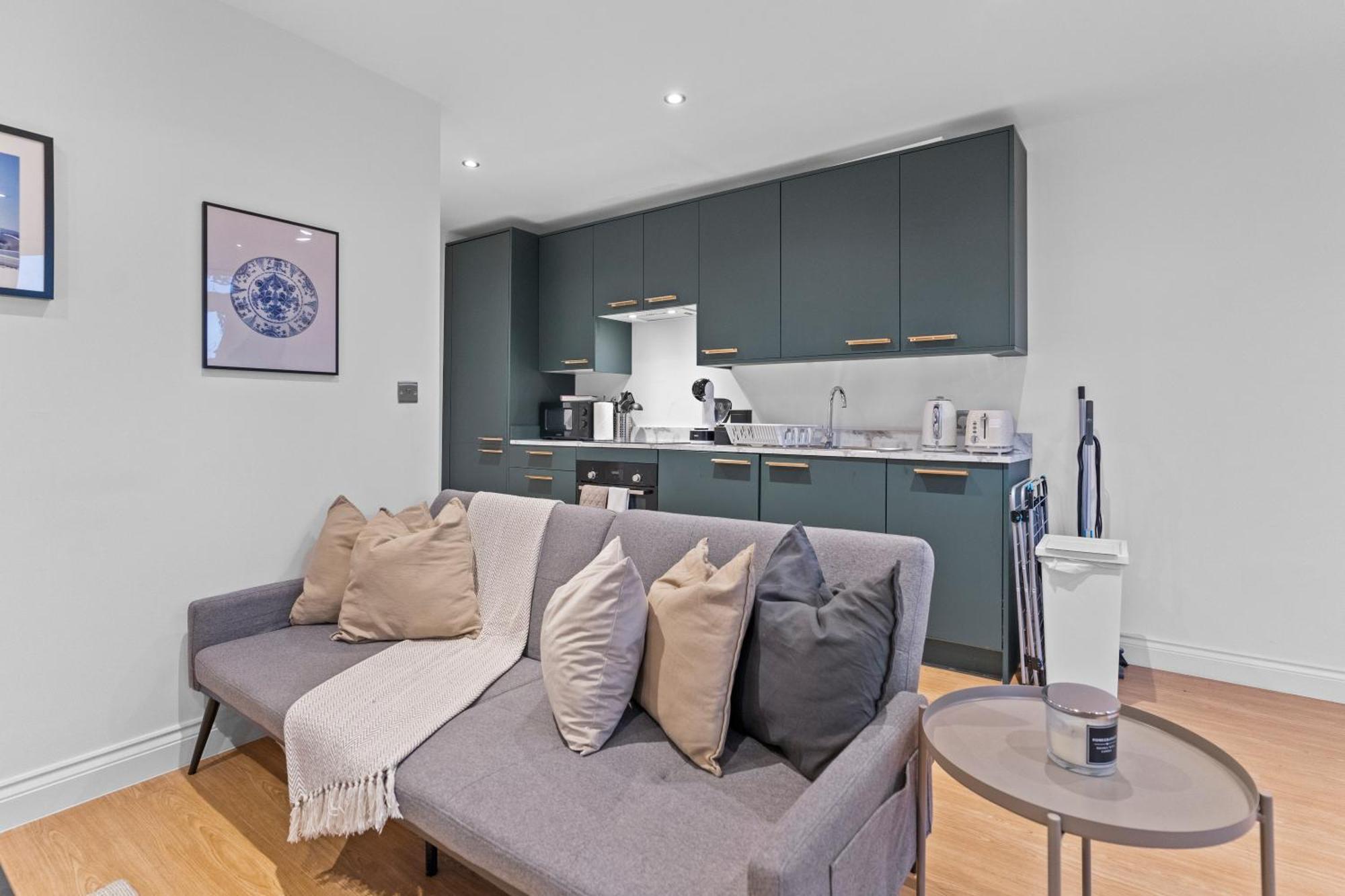 Modern Apartments London With Free Wifi Экстерьер фото