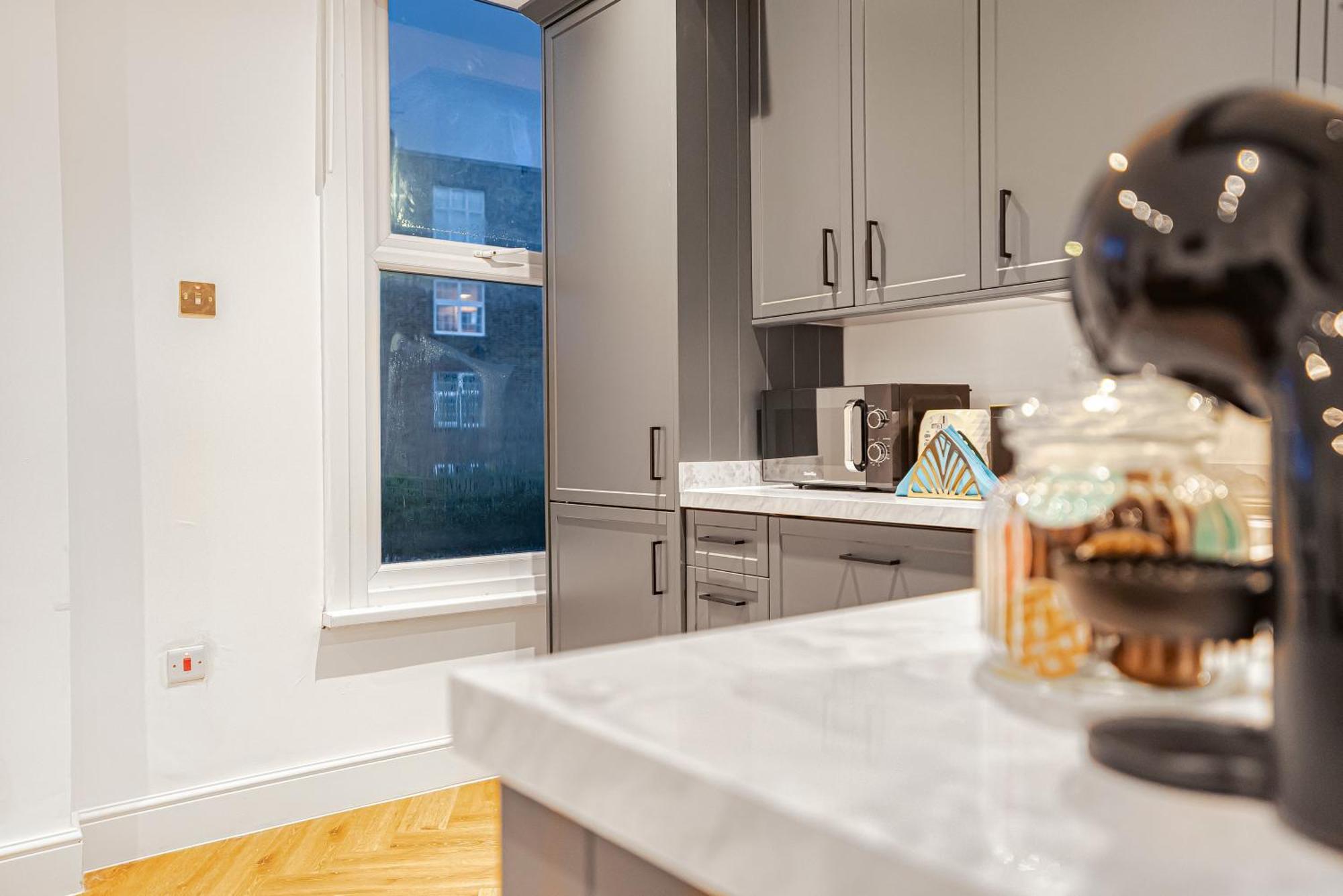 Modern Apartments London With Free Wifi Экстерьер фото
