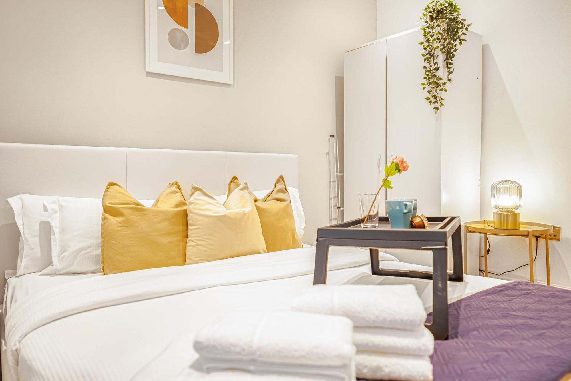 Modern Apartments London With Free Wifi Экстерьер фото