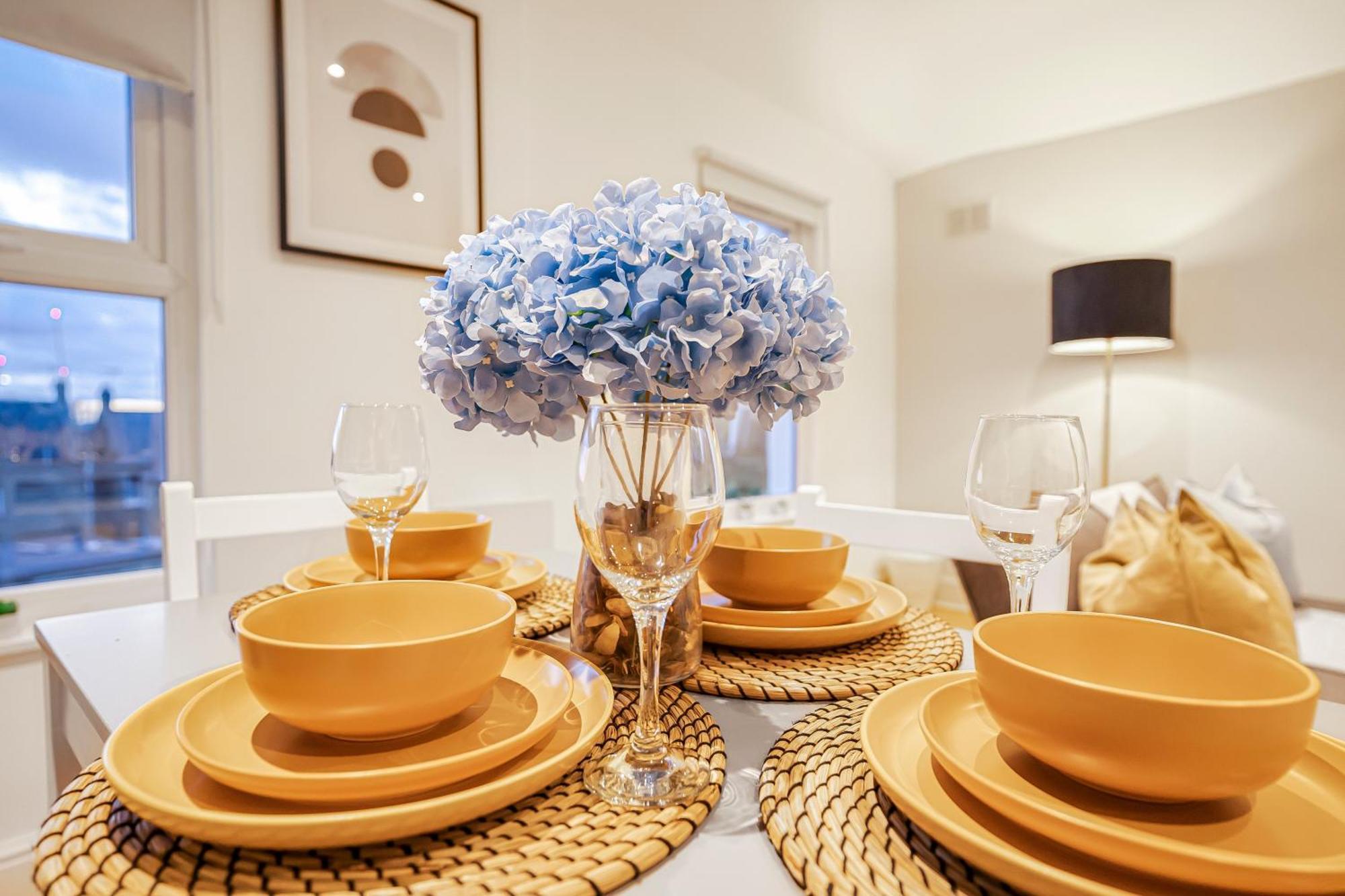 Modern Apartments London With Free Wifi Экстерьер фото
