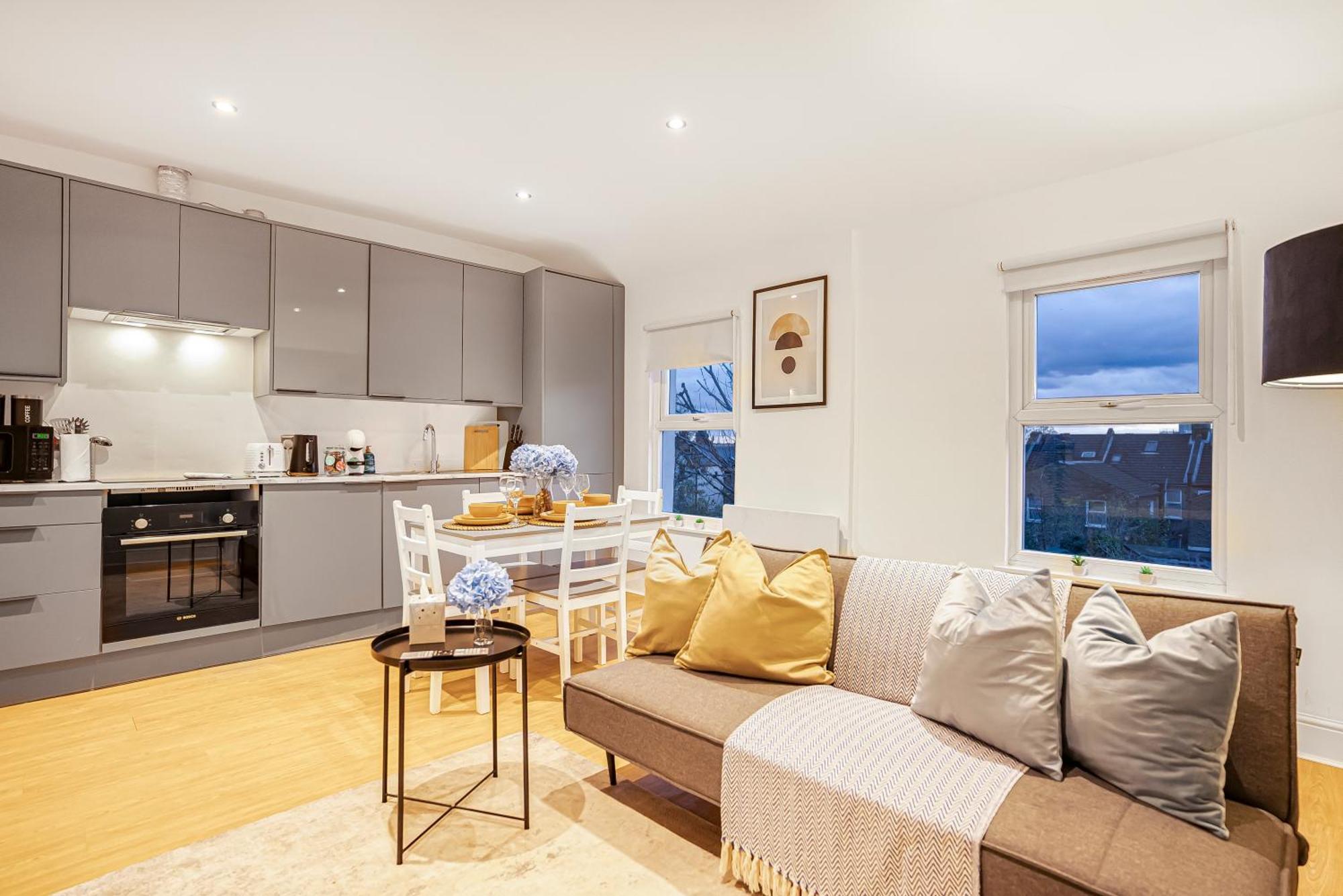 Modern Apartments London With Free Wifi Экстерьер фото